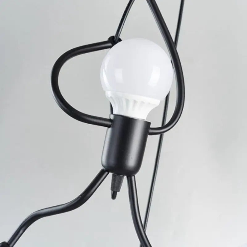 Pendelleuchte mit hängender Figurenform