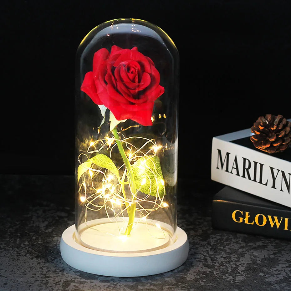 Tischlampe mit konservierter Rosenfigur