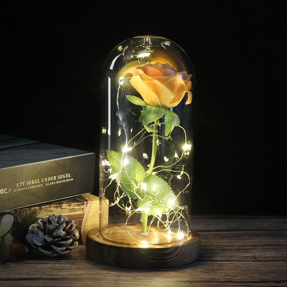 Tischlampe mit konservierter Rosenfigur