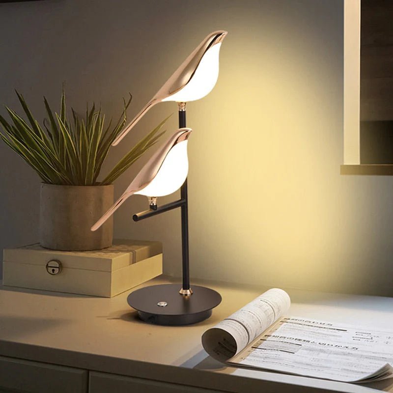 Ästhetische Tischleuchte Goldener Vogel | LED