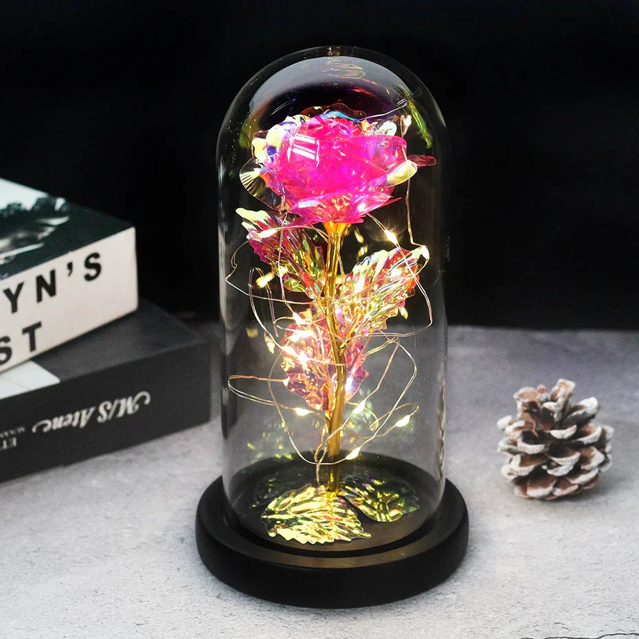 Tischlampe mit konservierter Rosenfigur