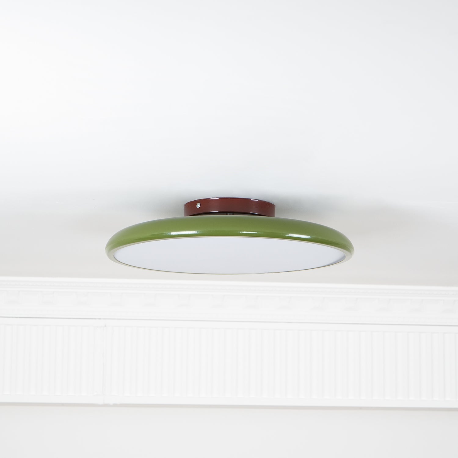 Deckenlampe mit verstellbarem Kopf