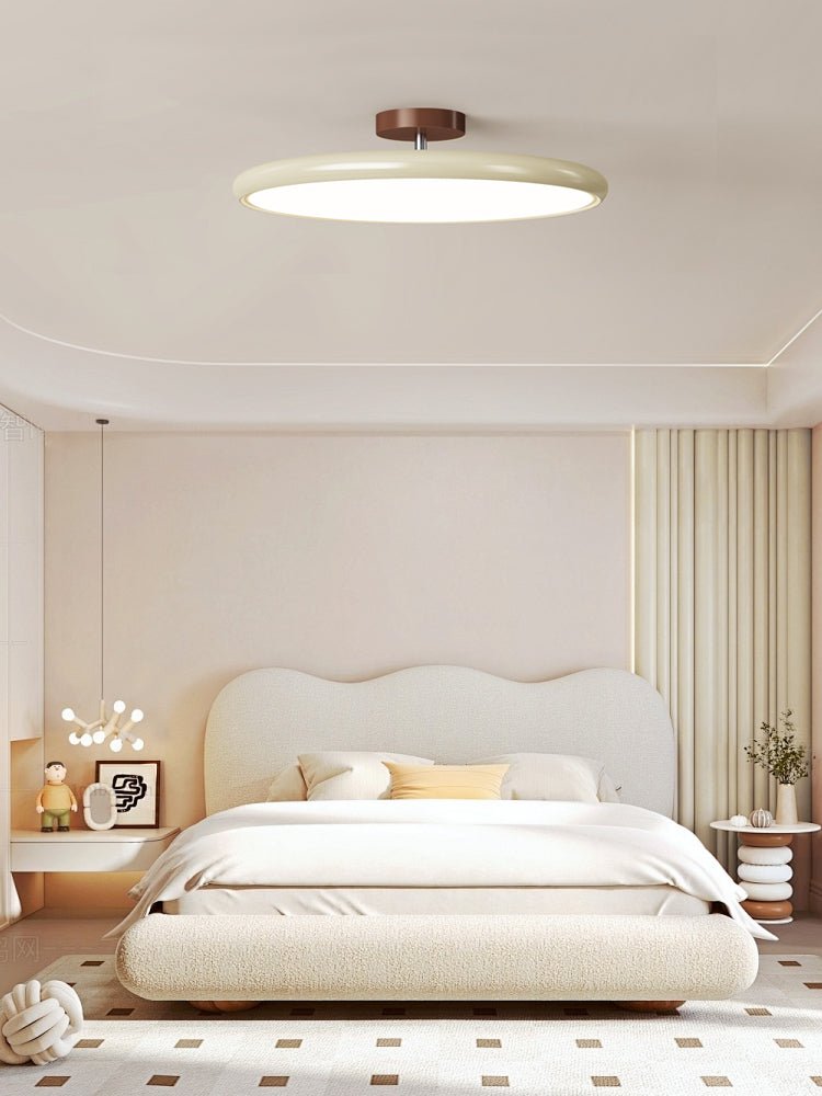 Deckenlampe mit verstellbarem Kopf