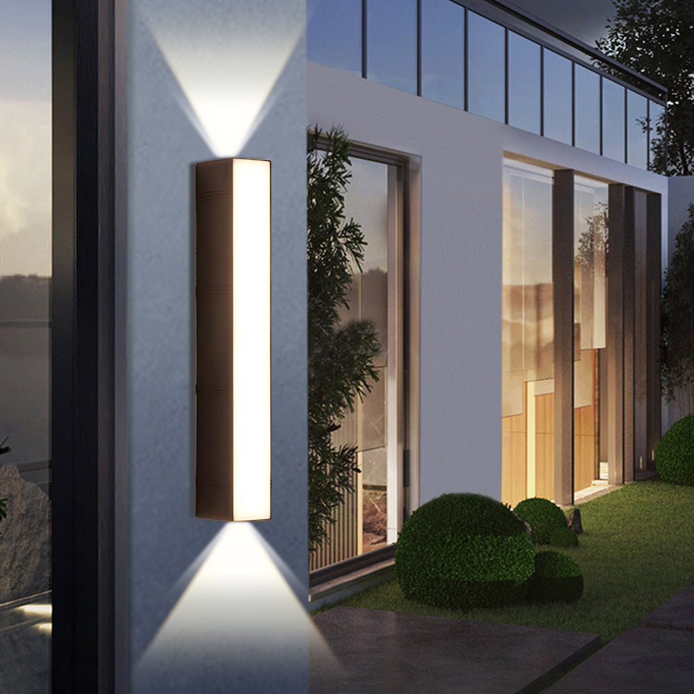 Vertikale doppelseitige Wandlampe für den Außenbereich