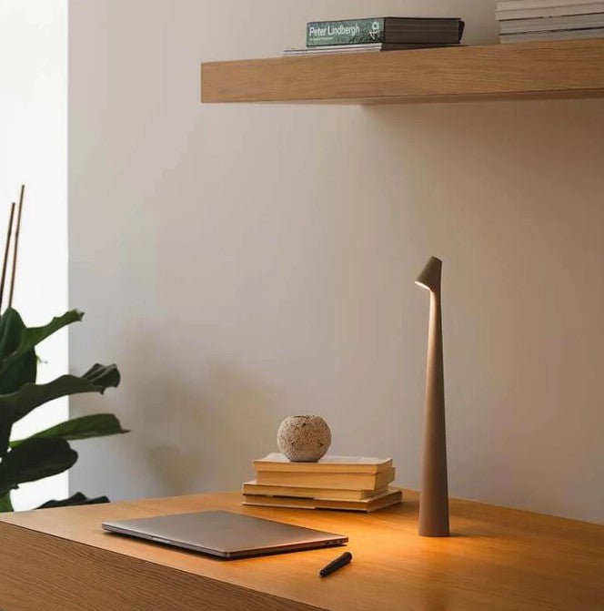 Tragbare Lamppost Form Tischlampe | LED
