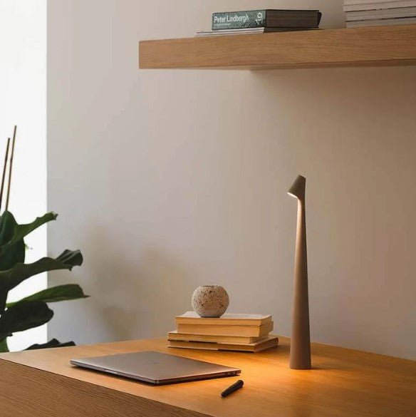 Tragbare Lamppost Form Tischlampe | LED
