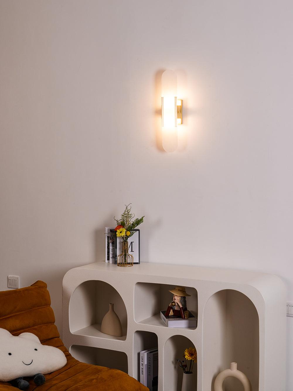 Wandleuchte mit Alabastermuster