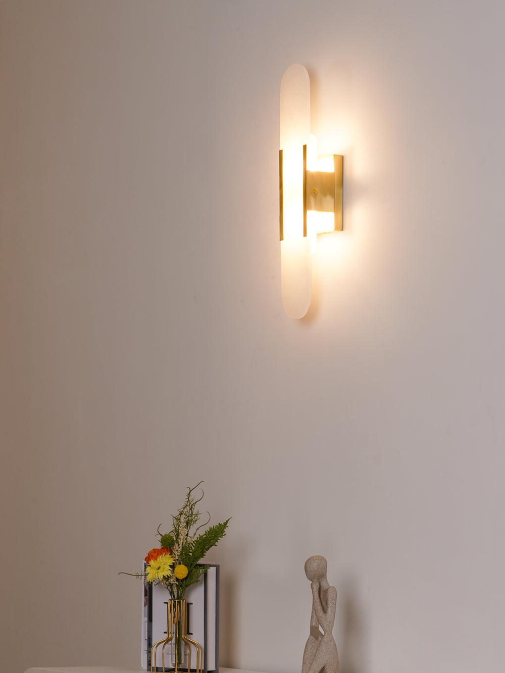 Wandleuchte mit Alabastermuster