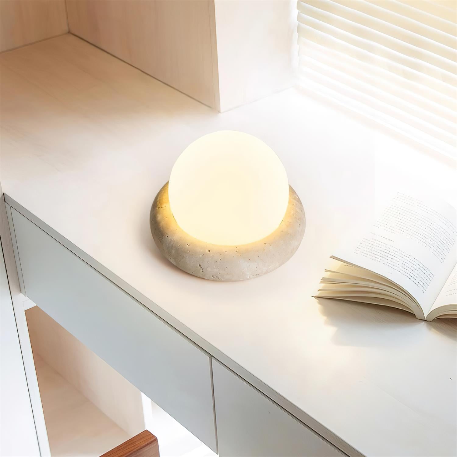 Beton-Orb-Tischlampe
