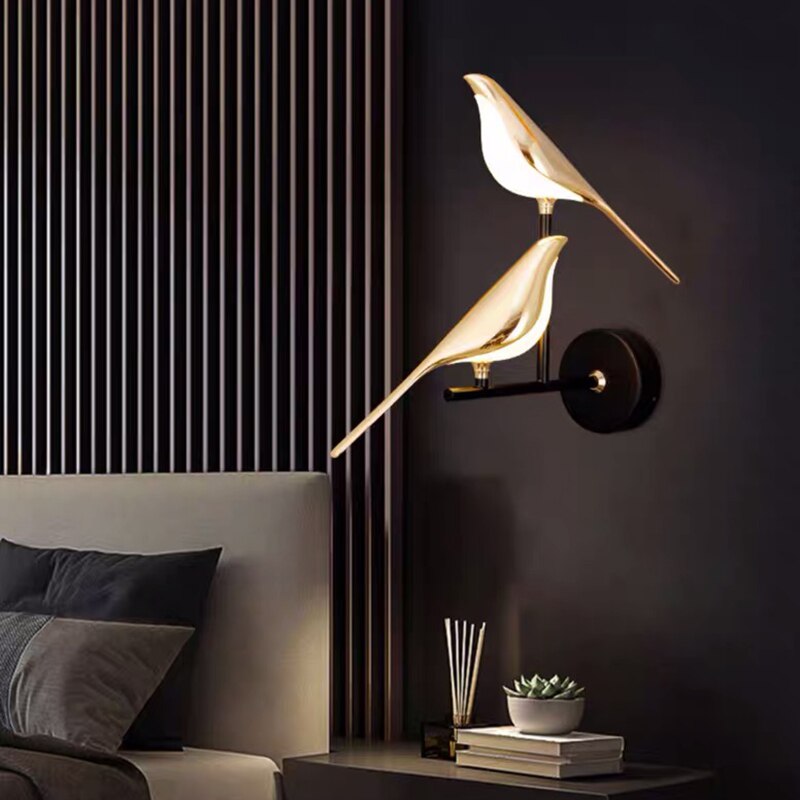 Goldene Vogelförmige Wandlampe