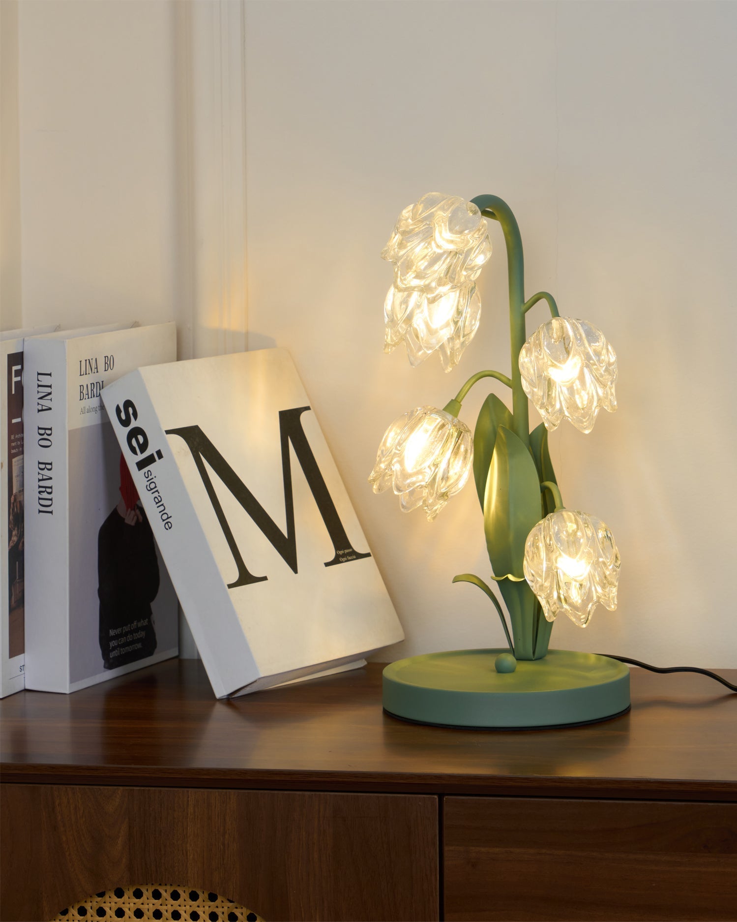 Blühende Blumen Tischlampe