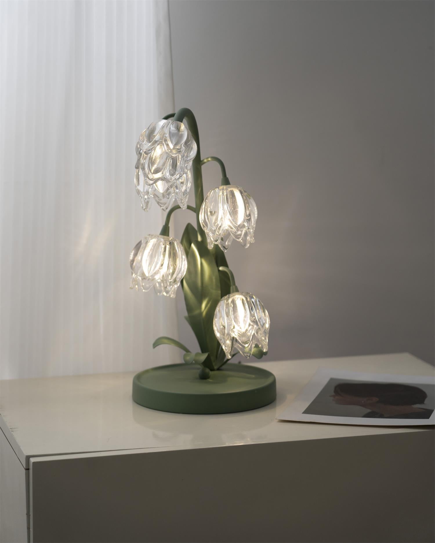 Blühende Blumen Tischlampe