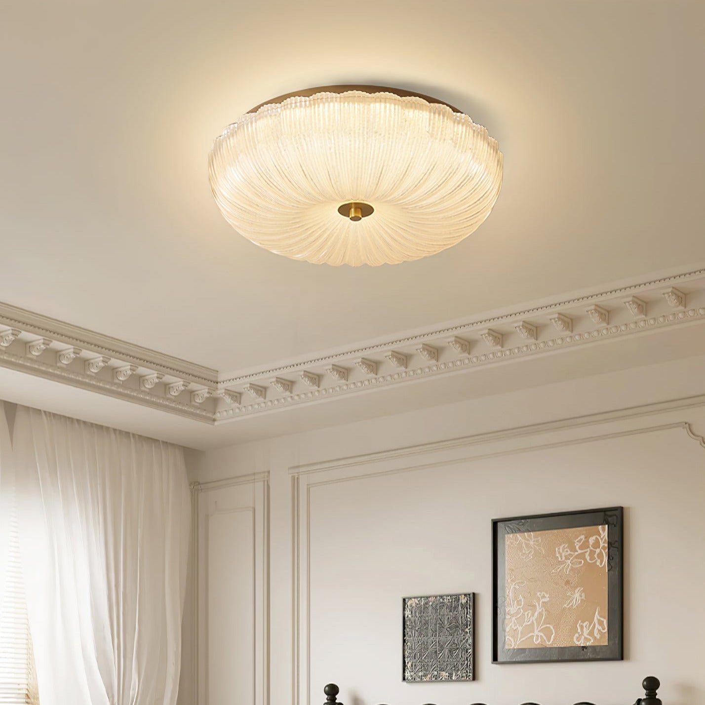Wellmusterte Runde Deckenlampe