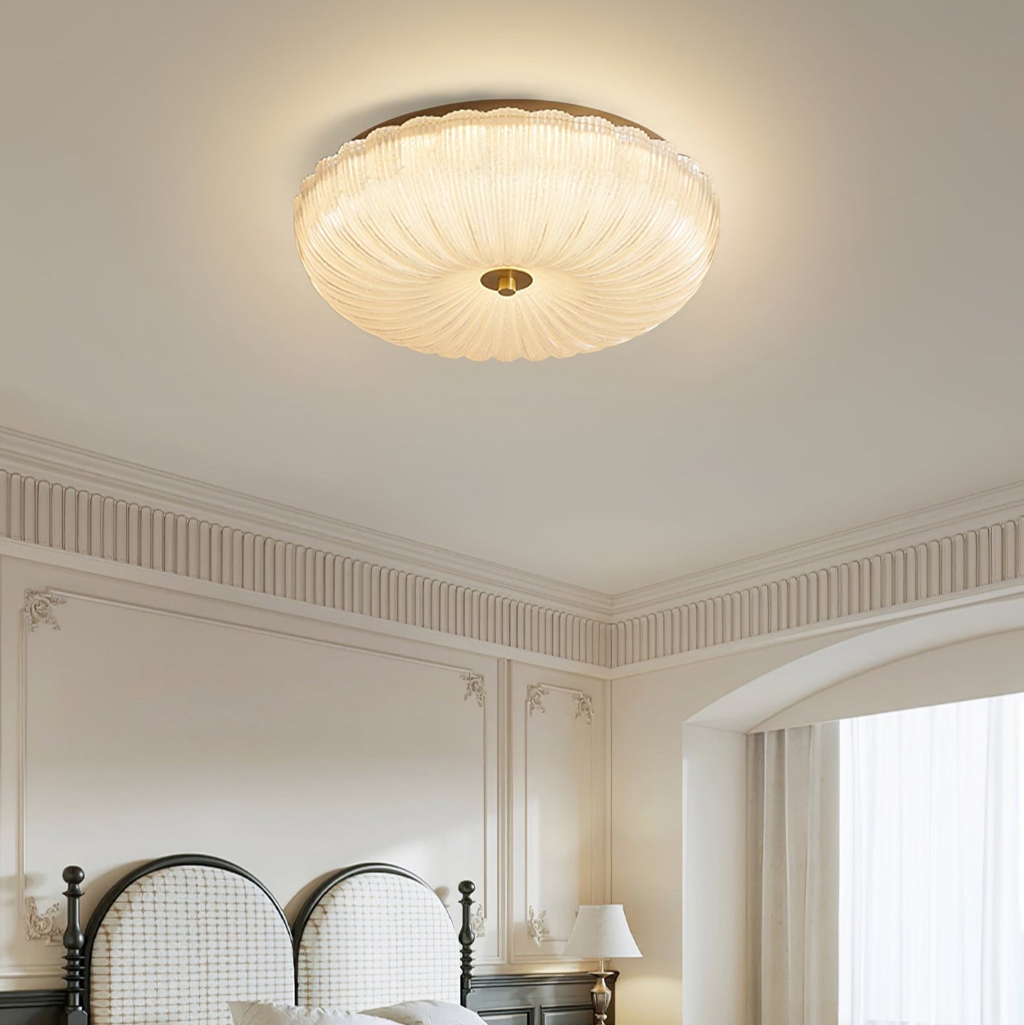Wellmusterte Runde Deckenlampe
