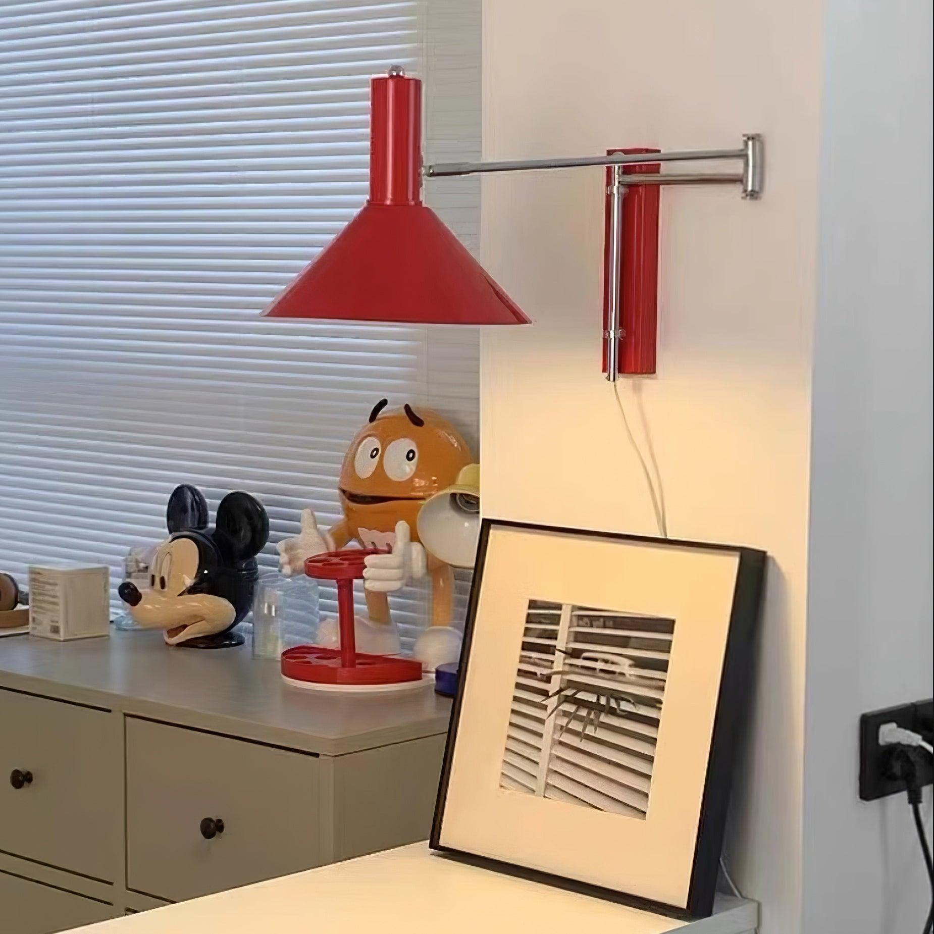 Verstellbare Schwenk-Wandlampe