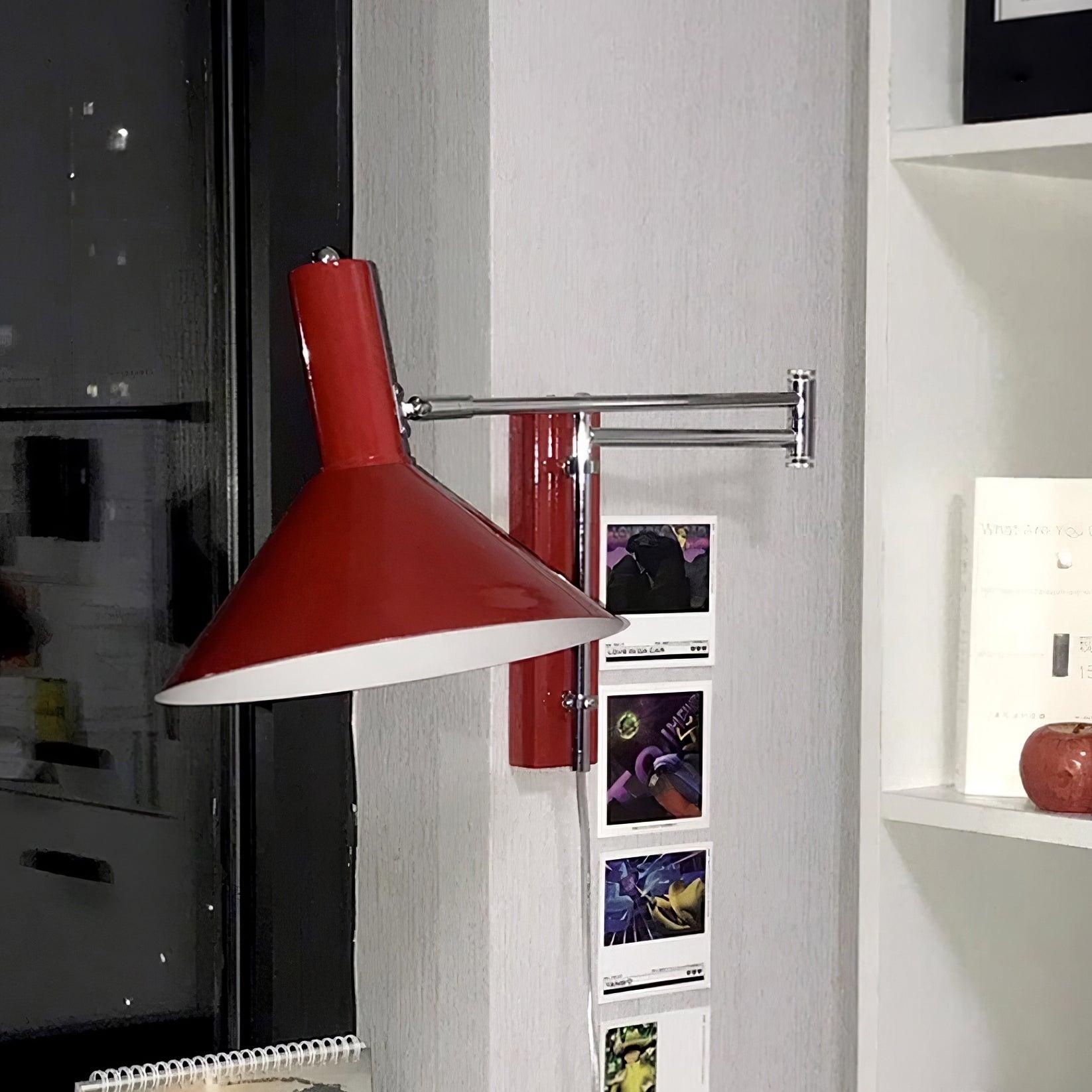 Verstellbare Schwenk-Wandlampe