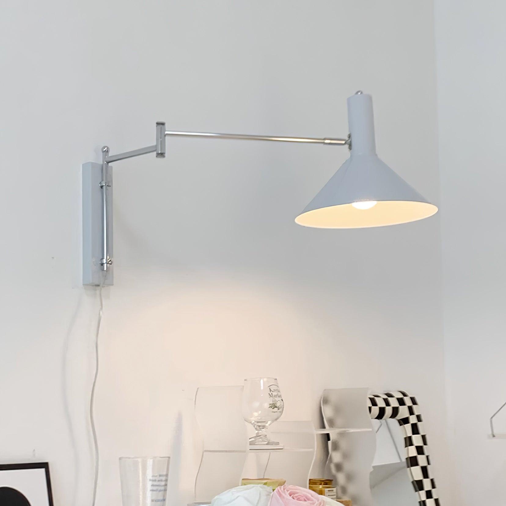 Verstellbare Schwenk-Wandlampe
