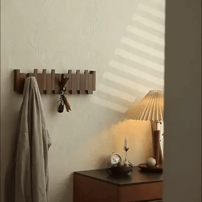 Wandhaken aus Holz für Mäntel und Jacken