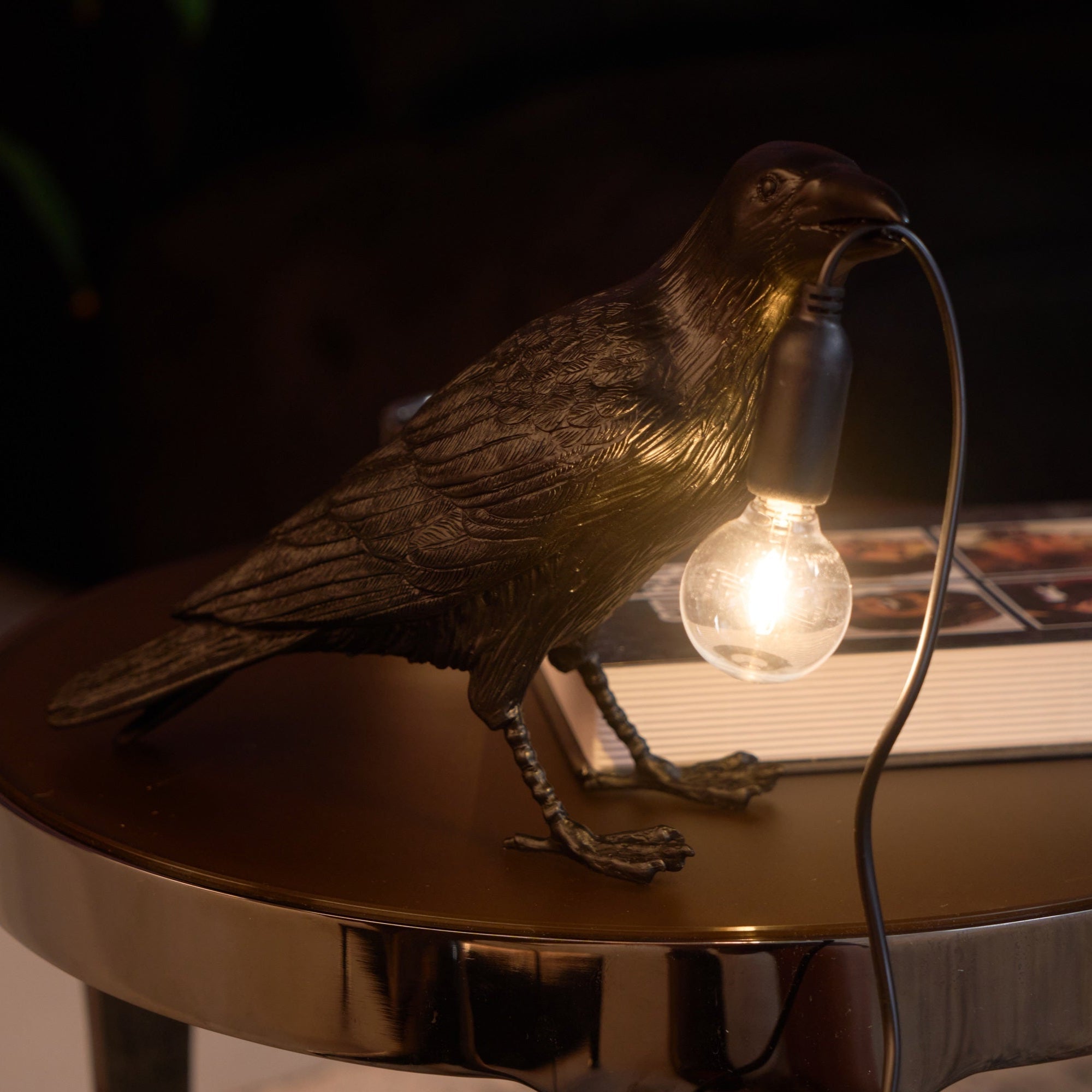 Mitternachtskrähe Lampe | Skulpturaler Akzent