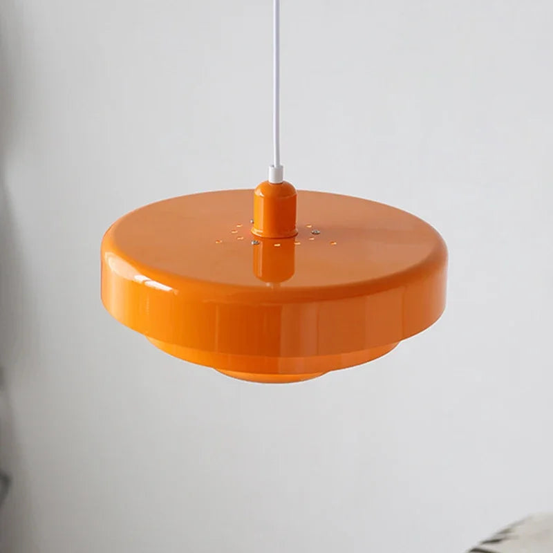 Geometrische Deckenpendelleuchte mit LED
