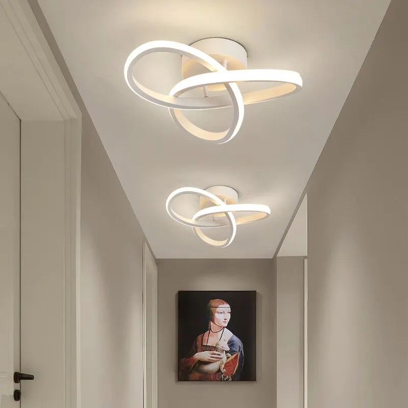 Deckenleuchte mit geometrischem Design