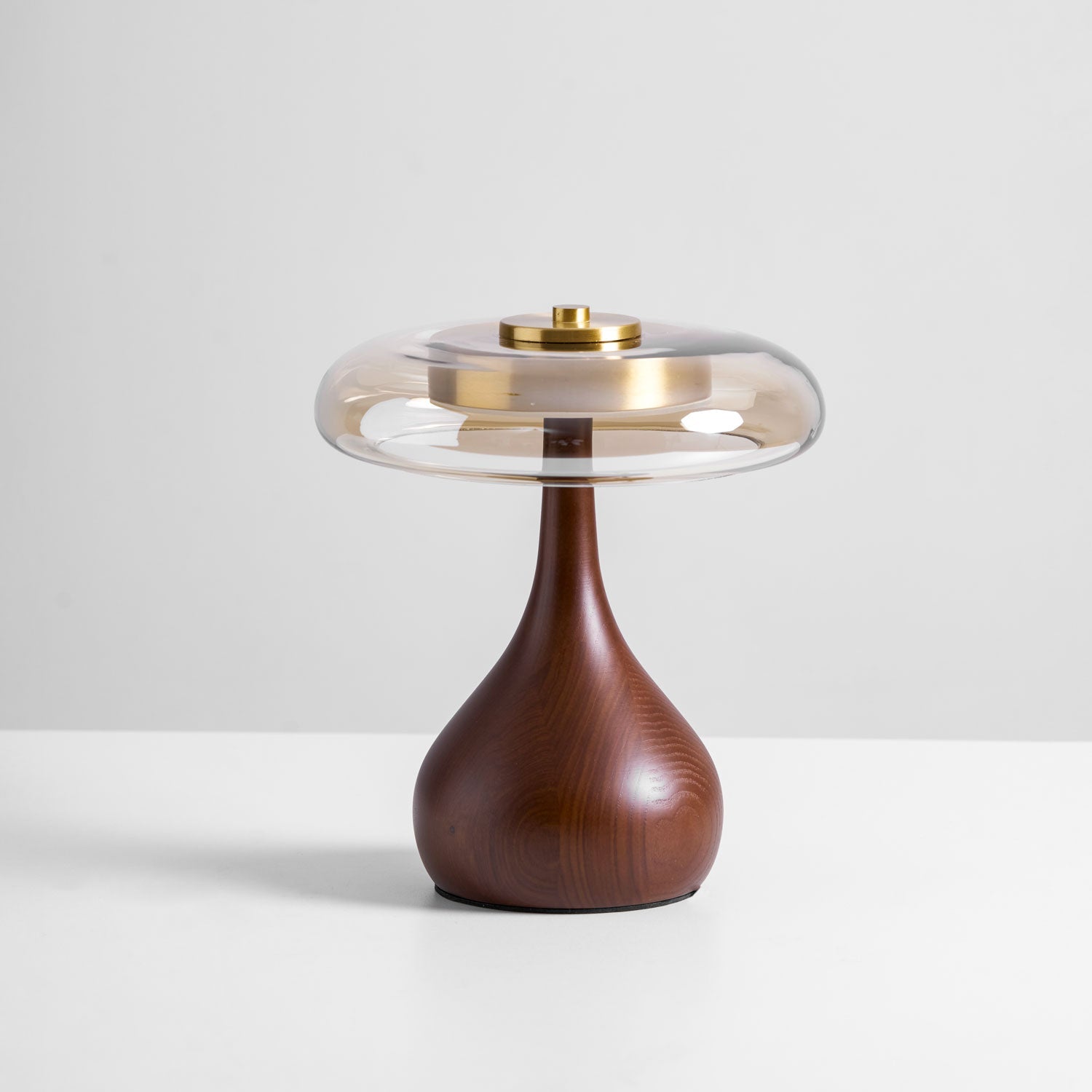 Tropfenförmige Tischlampe mit Glasdome