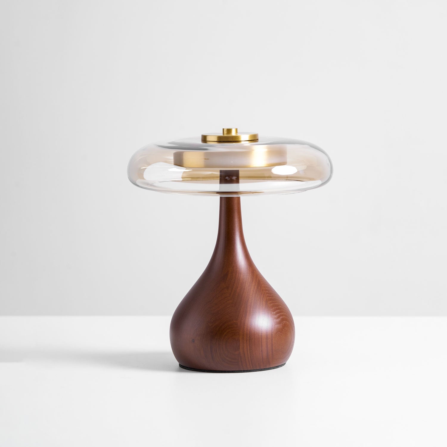 Tropfenförmige Tischlampe mit Glasdome