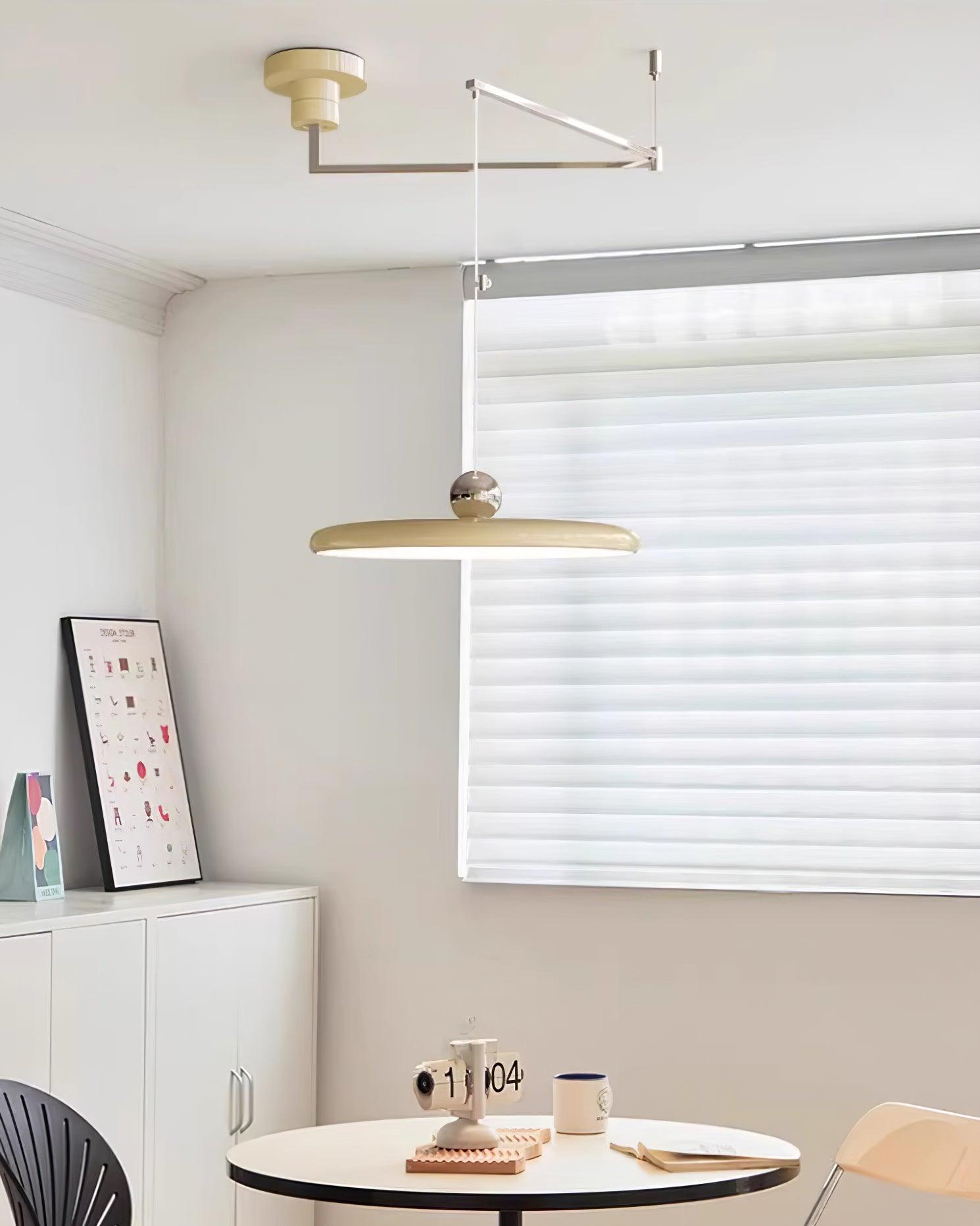 LED-Pendelleuchte zur flächenbündigen Montage