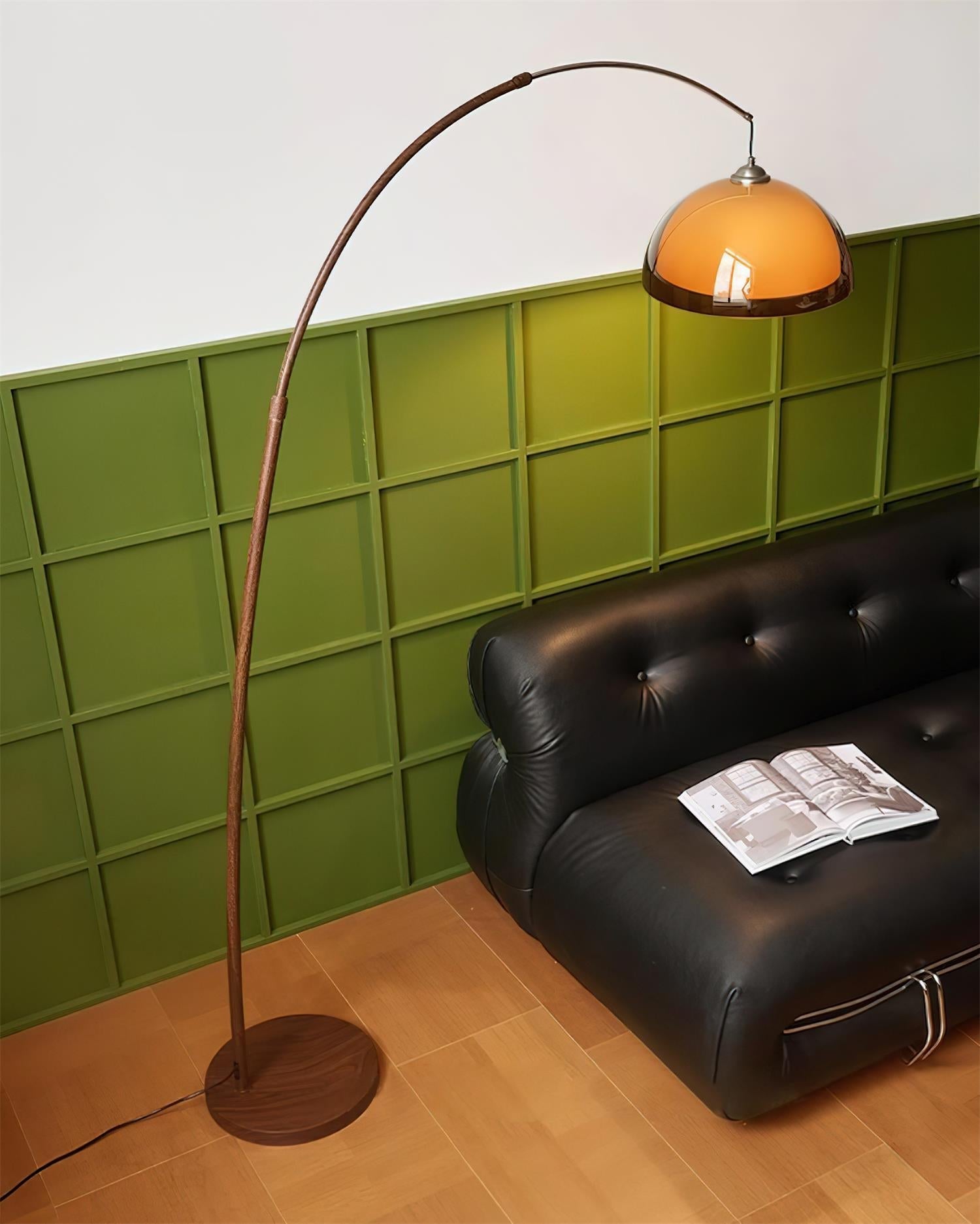 Bogen Stehlampe mit Kuppelschirm