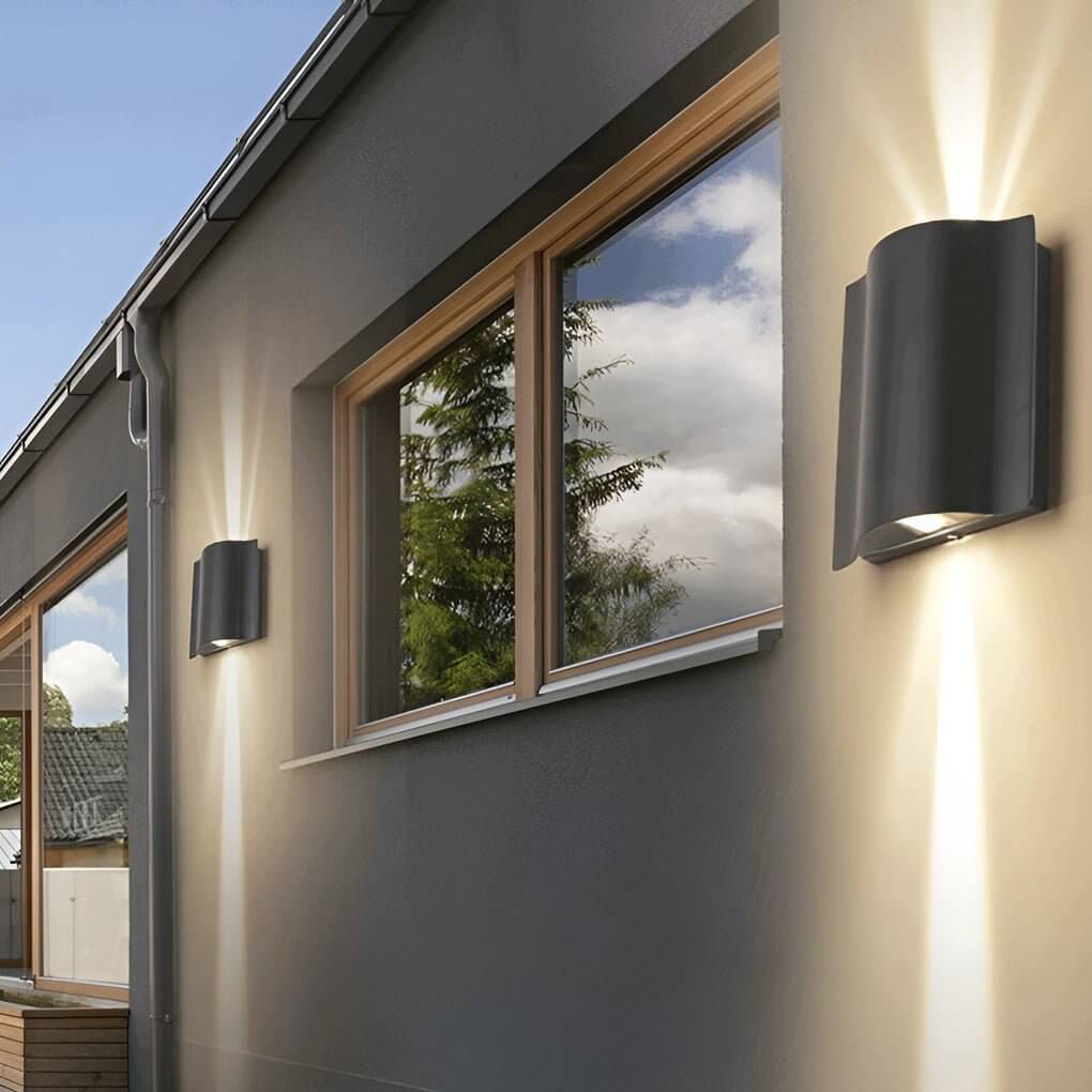 Gekrümmte Wellen-Wandlampe bidirektional