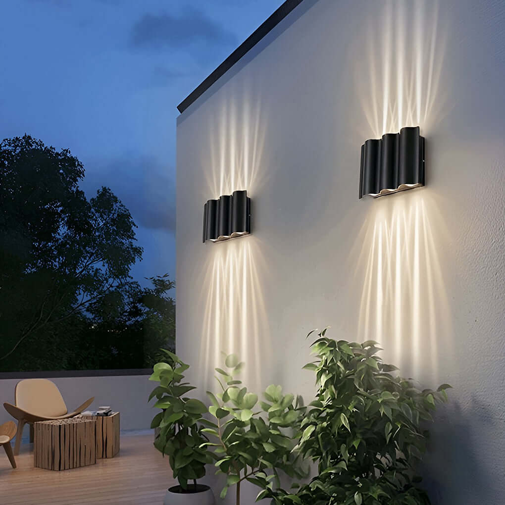 Gekrümmte Wellen-Wandlampe bidirektional