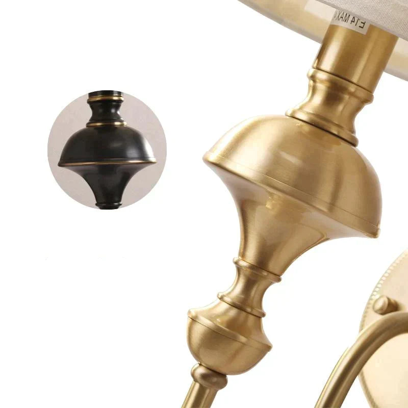 Gebogene Arm Schattierte Wandleuchte