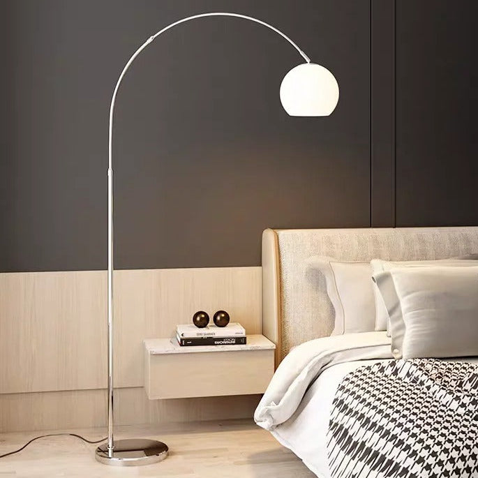 Übergreifende Kuppel Stehlampe