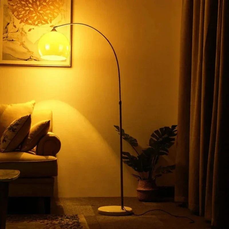 Übergreifende Kuppel Stehlampe
