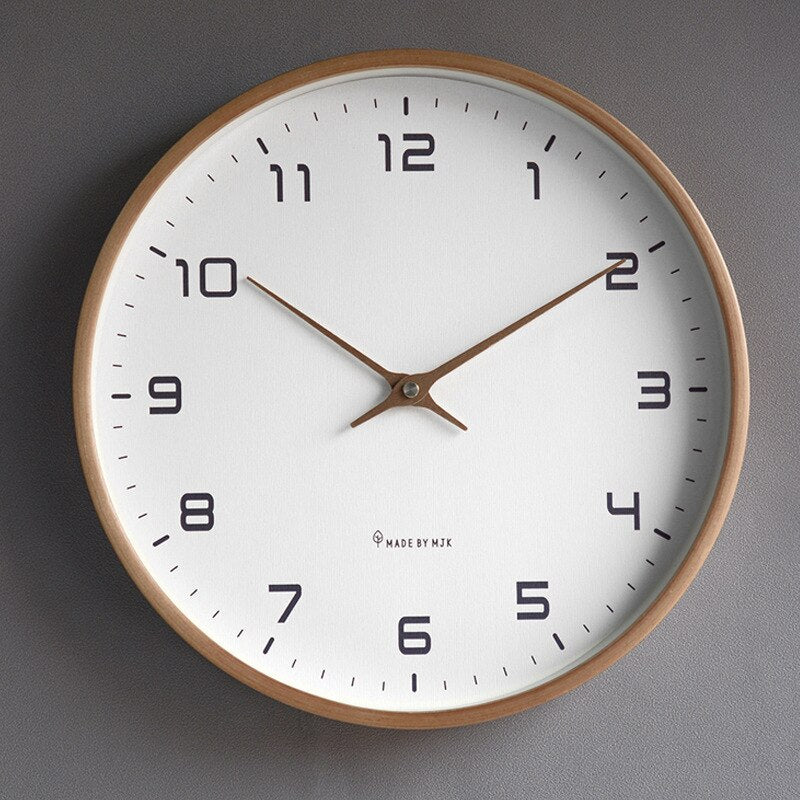 Runde Analoge Wanduhr mit Holzrahmen