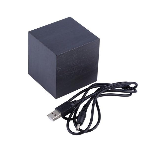 Digitaler Wecker mit LED-Anzeige