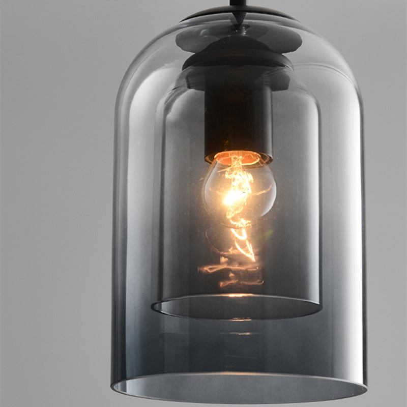 Deckenpendelleuchte mit zwei Glasschirmen