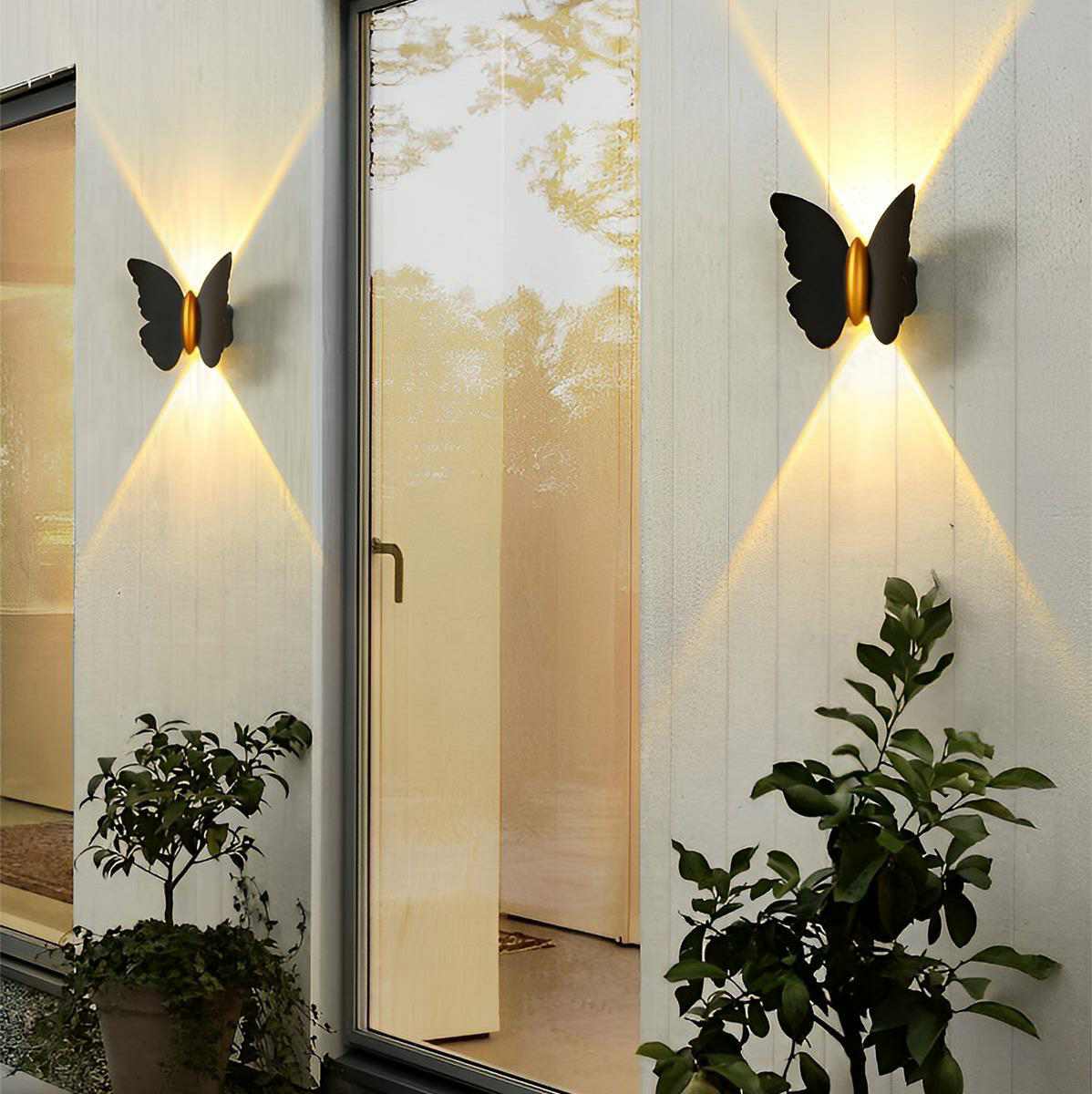 LED Außenwandleuchte mit geometrischem Gehäuse